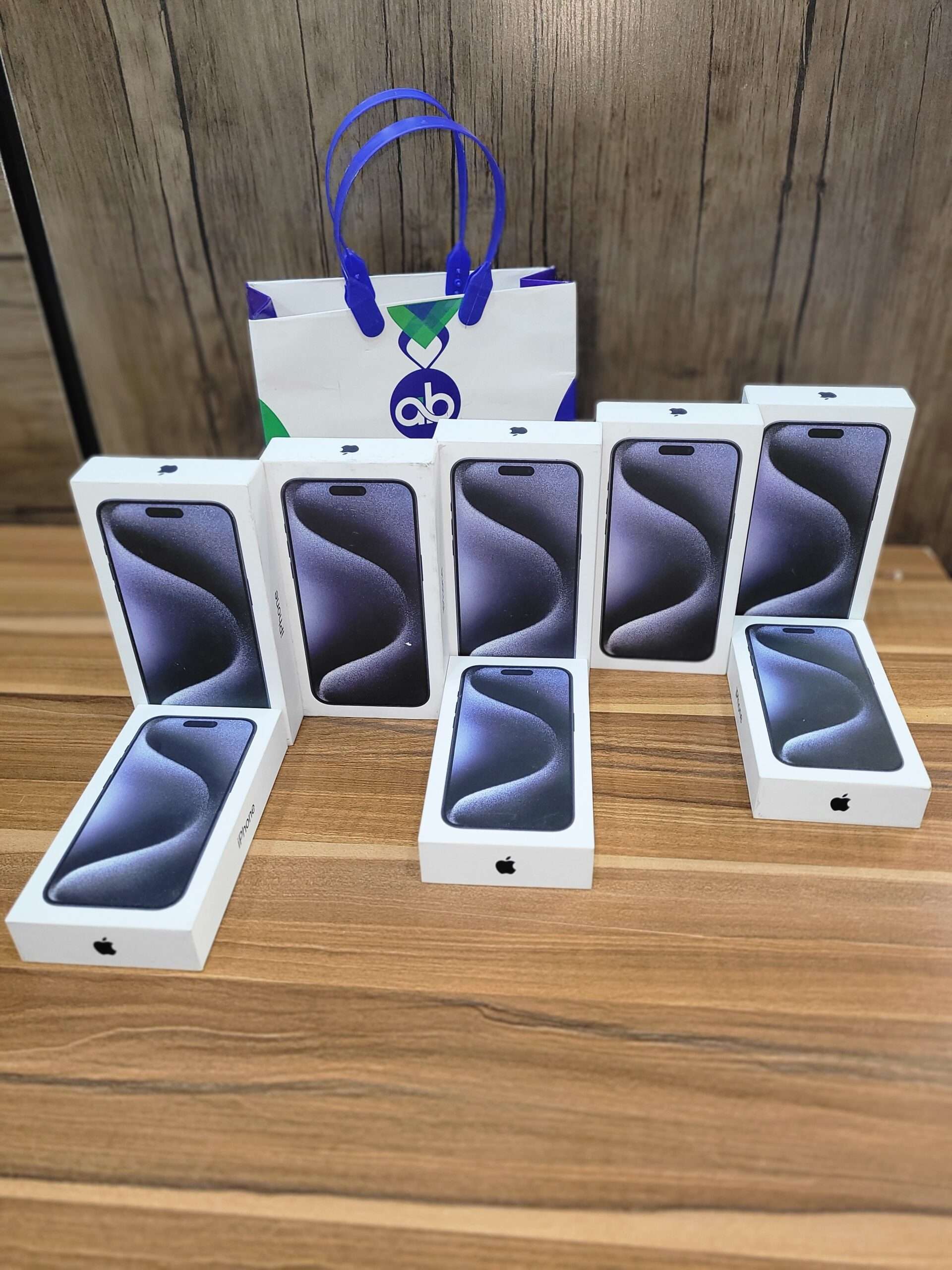 iPhone 15 Pro Max - Image 8